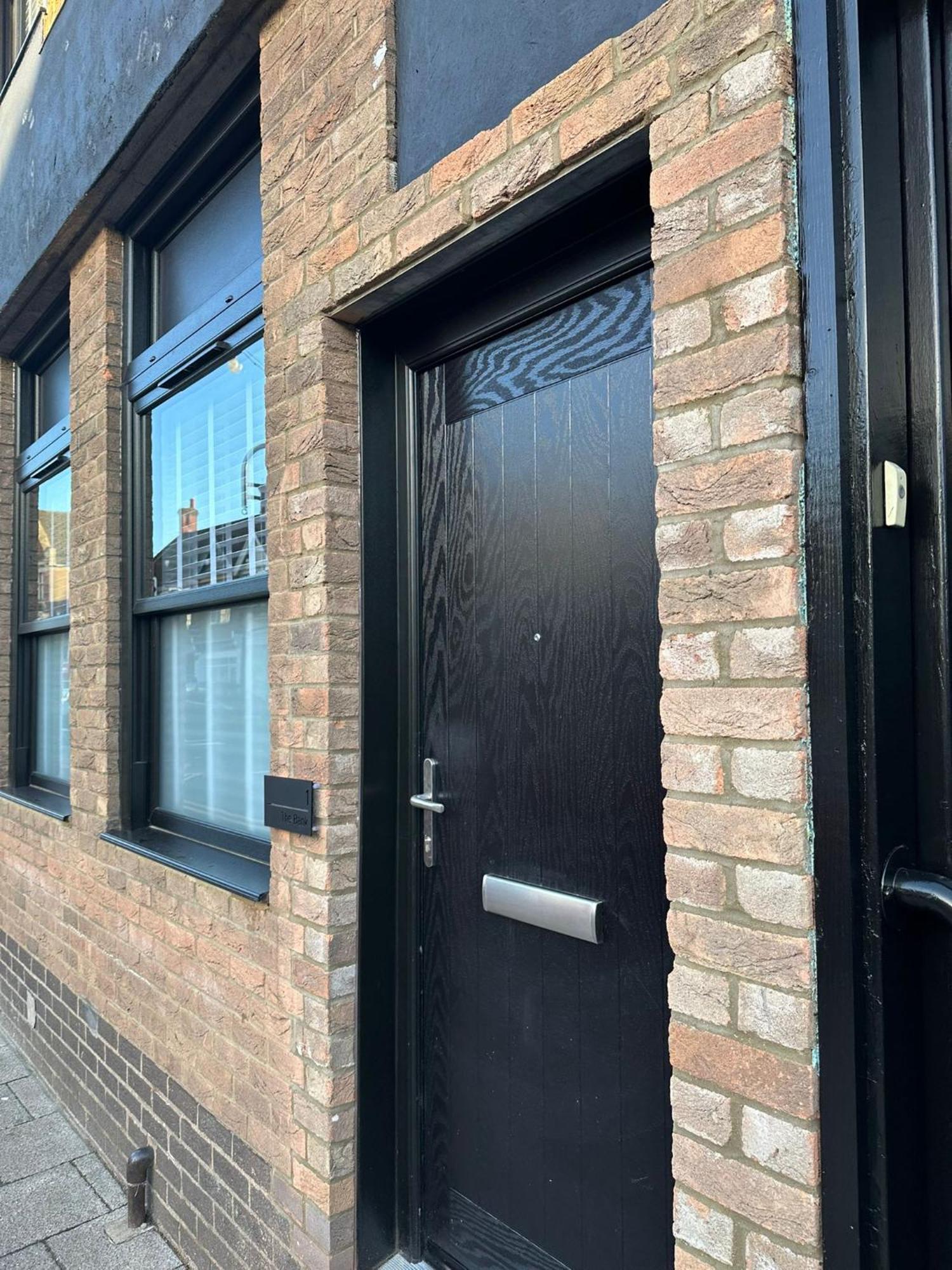 Spacious Modern 1 Bed Apartments In St Neots - Perfect For Contractors & Professionals - Free Parking - Wifi - Fully Equipped Kitchen - Smart Tv Ideal For Work Stays And Long Projects Εξωτερικό φωτογραφία