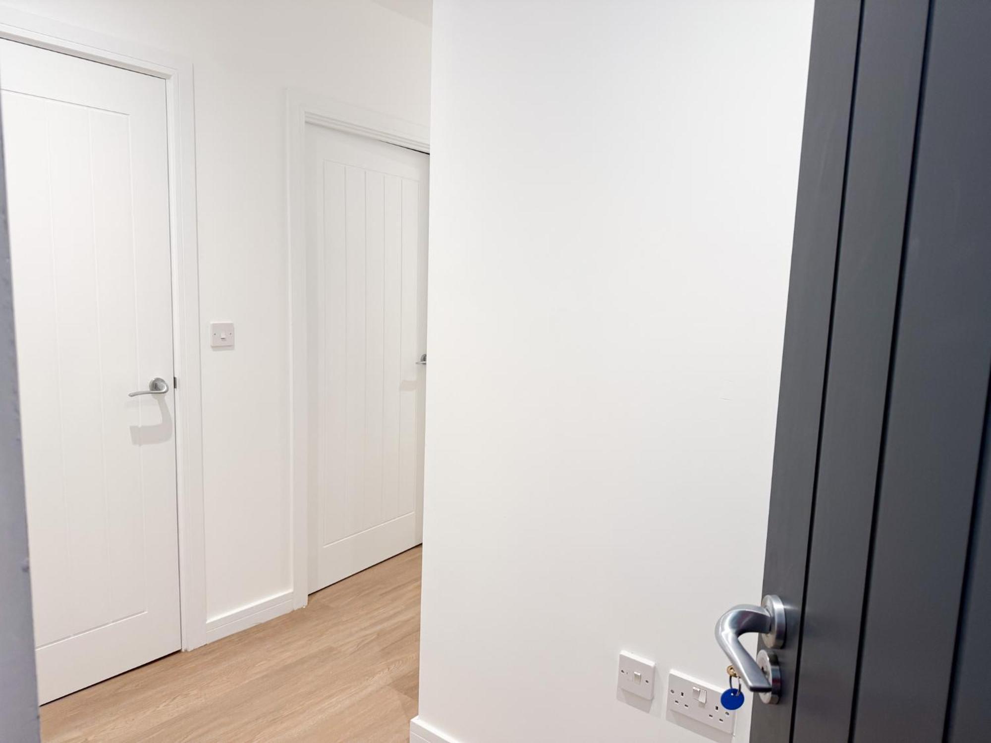 Spacious Modern 1 Bed Apartments In St Neots - Perfect For Contractors & Professionals - Free Parking - Wifi - Fully Equipped Kitchen - Smart Tv Ideal For Work Stays And Long Projects Εξωτερικό φωτογραφία