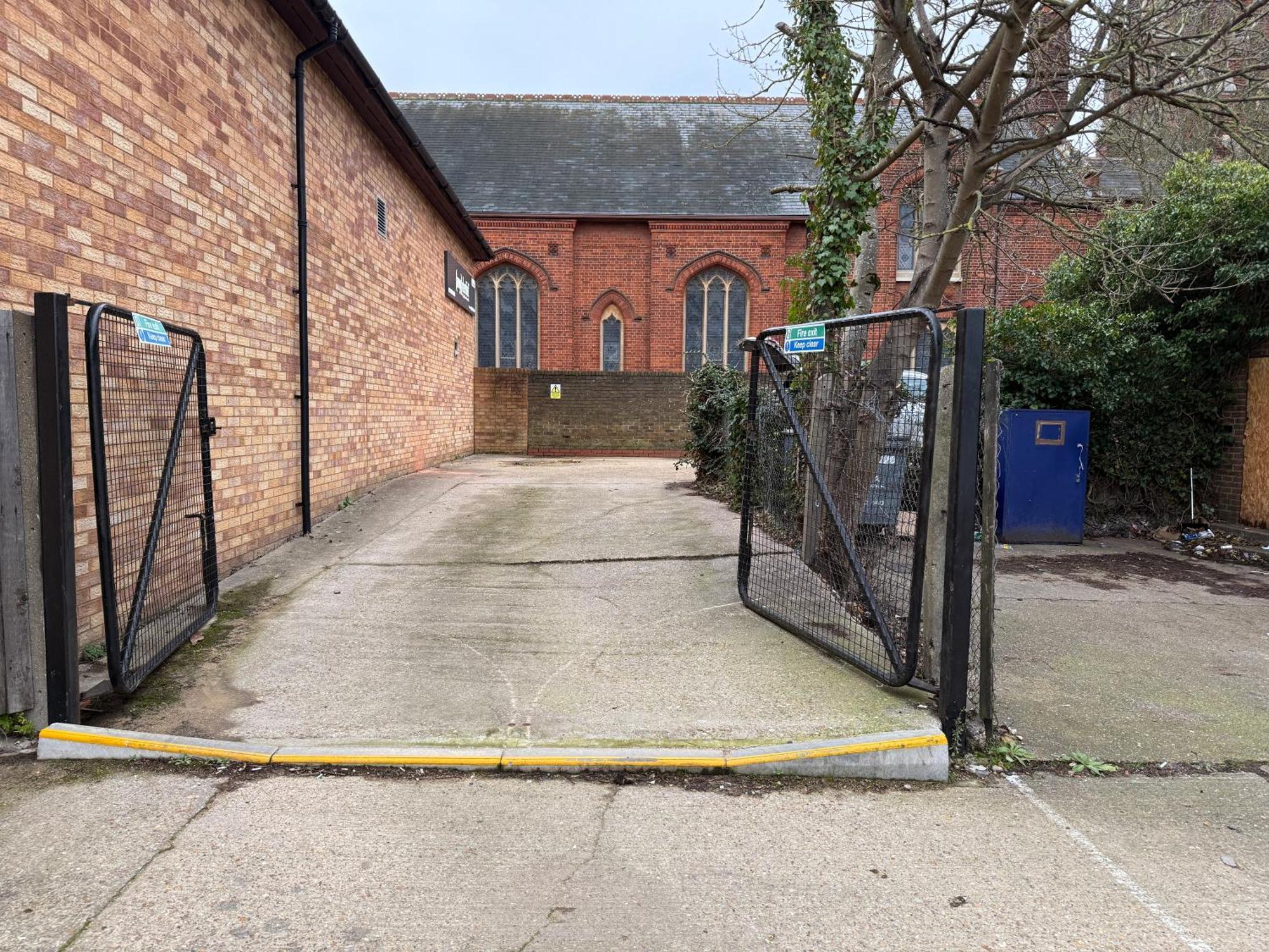 Spacious Modern 1 Bed Apartments In St Neots - Perfect For Contractors & Professionals - Free Parking - Wifi - Fully Equipped Kitchen - Smart Tv Ideal For Work Stays And Long Projects Εξωτερικό φωτογραφία